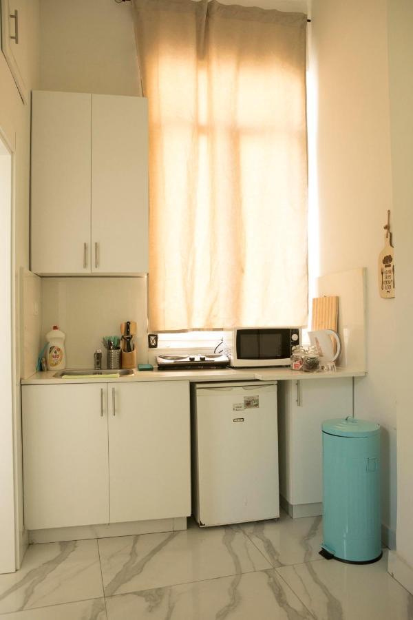 Bauhaus Stylish Apartments - By Bookiz เทลอาวีฟ ภายนอก รูปภาพ